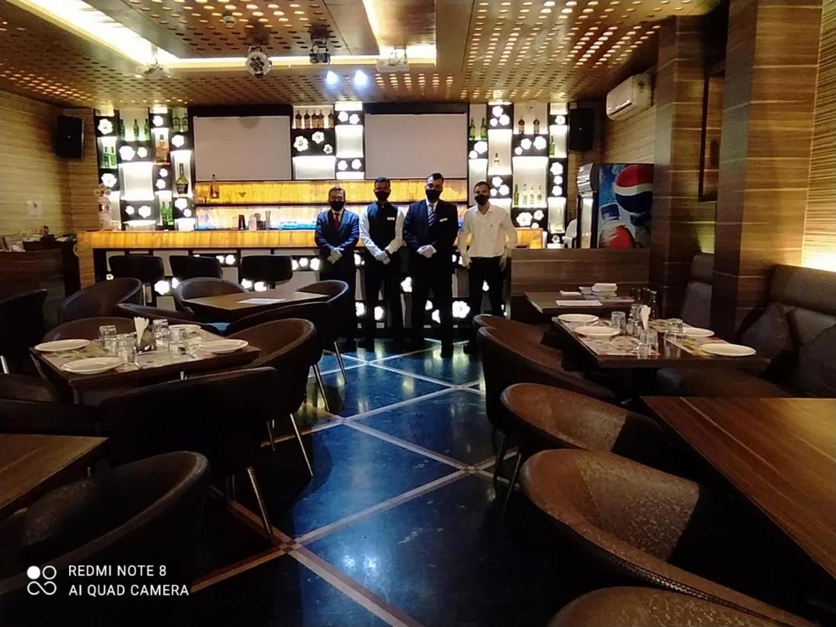 Hotel Plaza Mumbai Eksteriør bilde