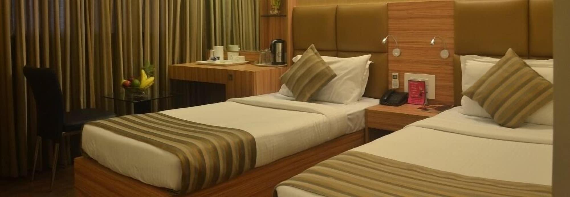 Hotel Plaza Mumbai Eksteriør bilde