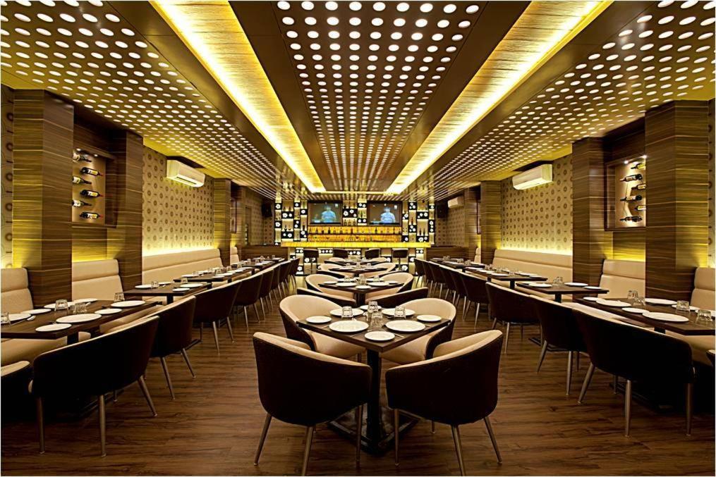 Hotel Plaza Mumbai Eksteriør bilde