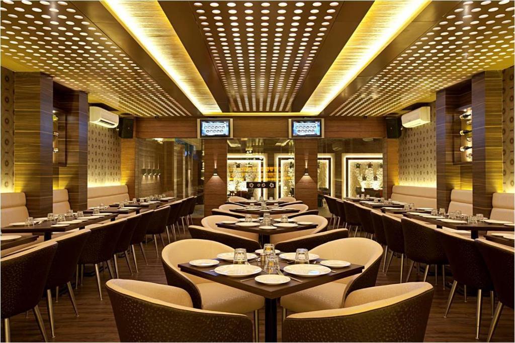 Hotel Plaza Mumbai Eksteriør bilde